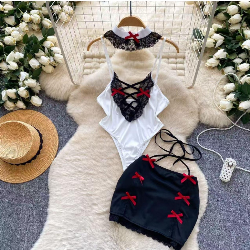 Summer Clothing Capsule - Damskie komplety dwuczęściowe z wycięciami na