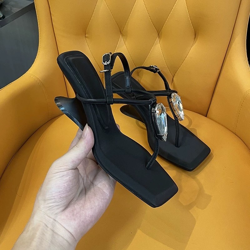 Sandały z jednym paskiem Jewel – Summer Clothing Ladies recenzja i cena